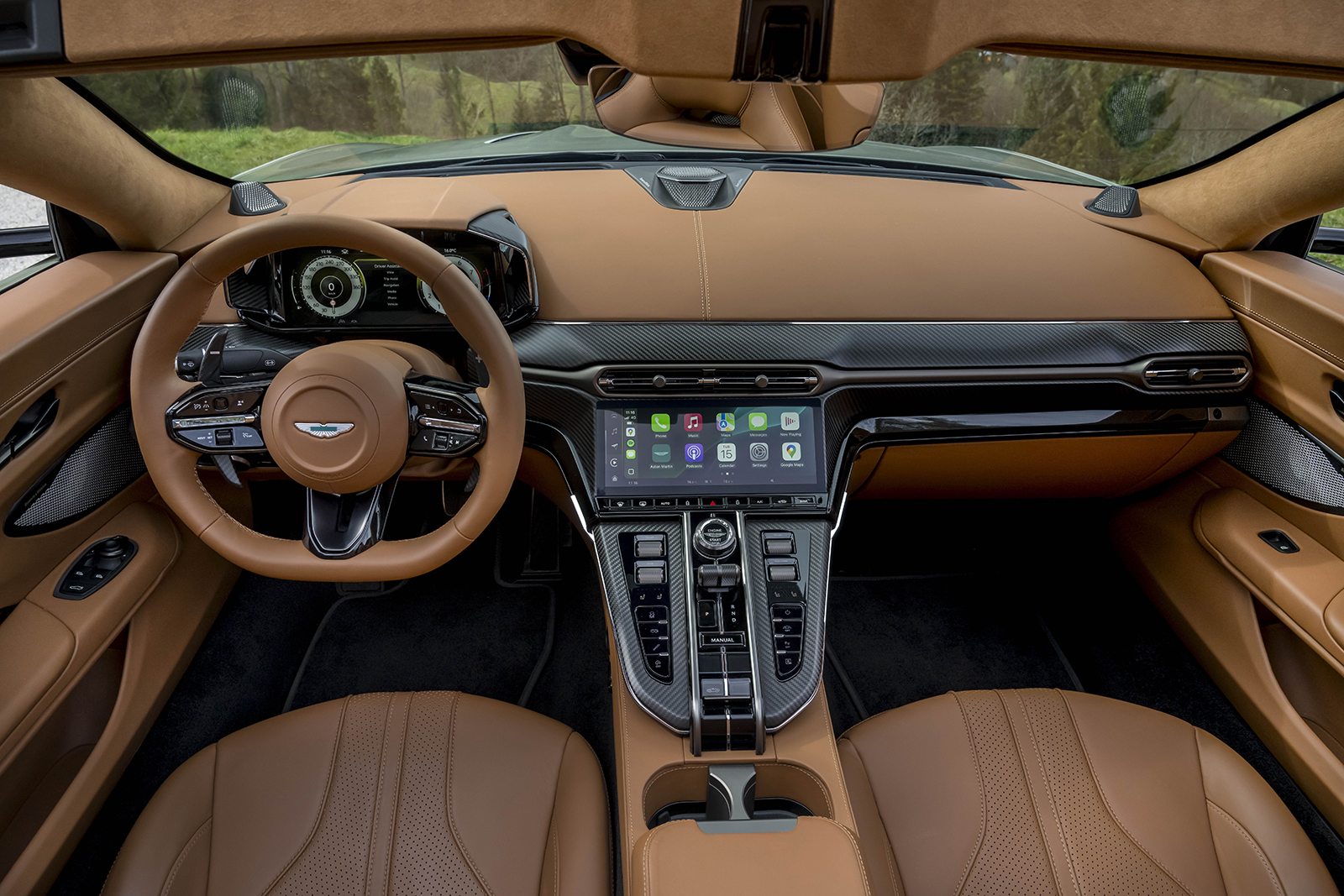 کابین لوکس آستون مارتین ونتیج