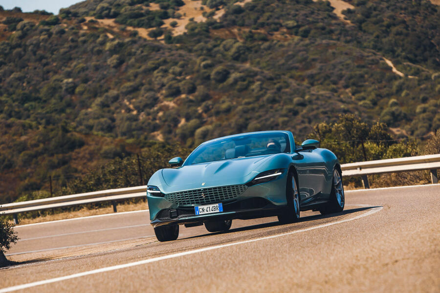 فراری روما اسپایدر در حال حرکت