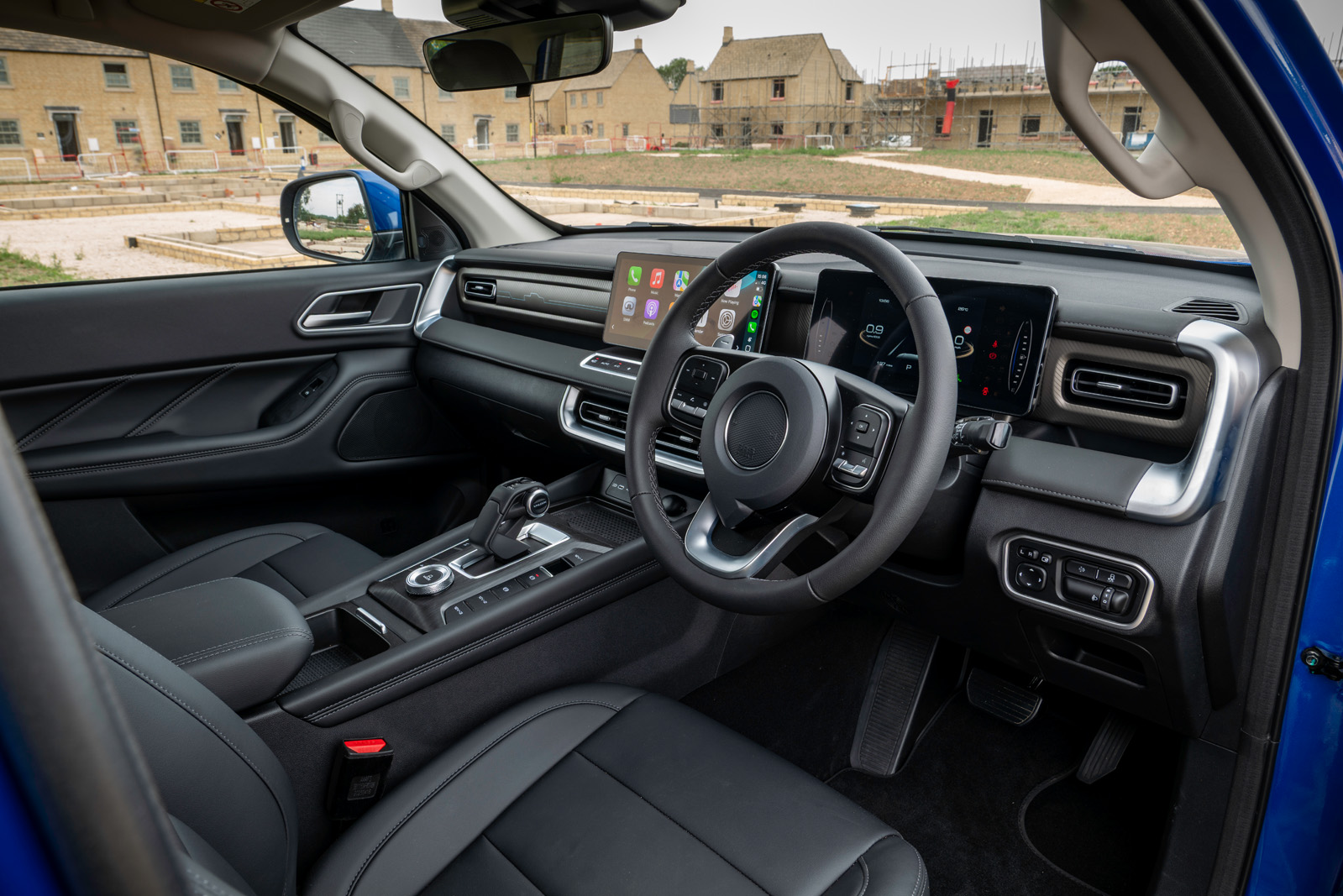 داشبورد و مانیتور پوئر 300