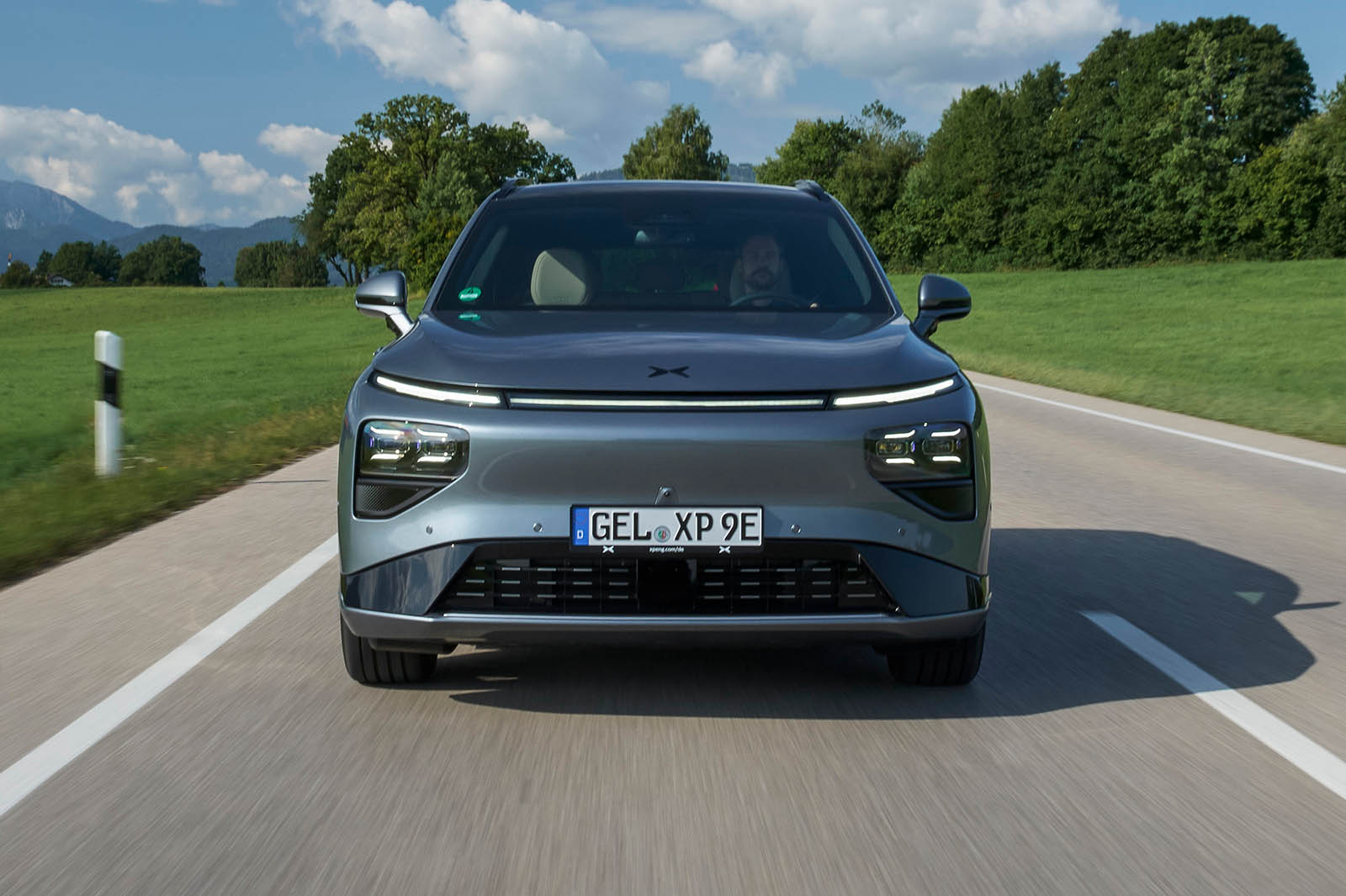 طراحی جلوی ایکس پنگ G9 مدل 2025