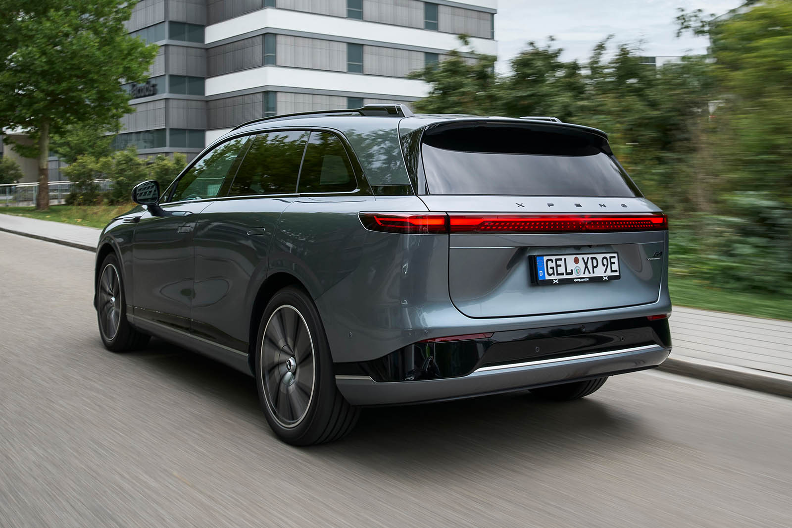 بررسی پایداری و سواری ایکس پنگ G9