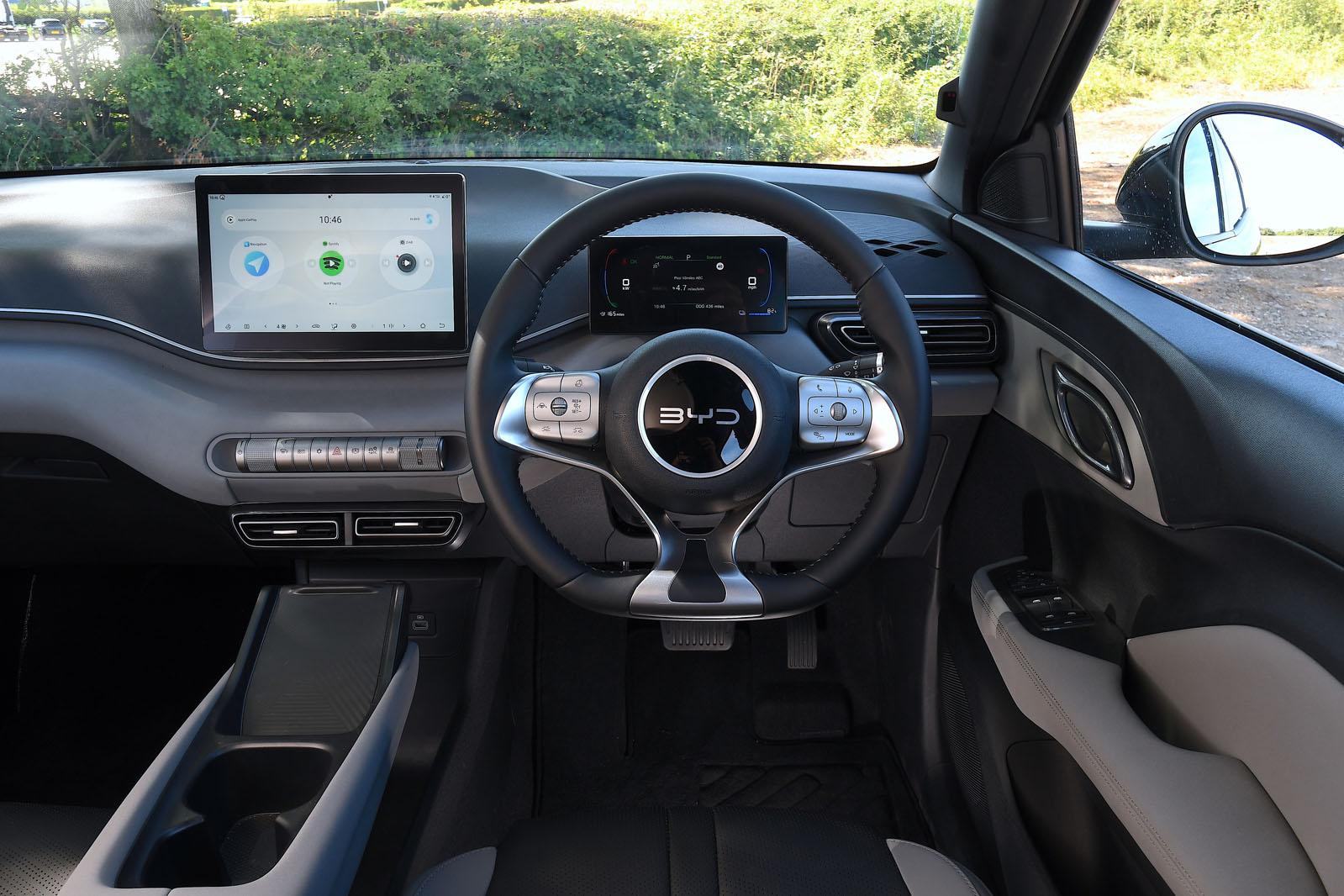 داشبورد BYD Dolphin Surf