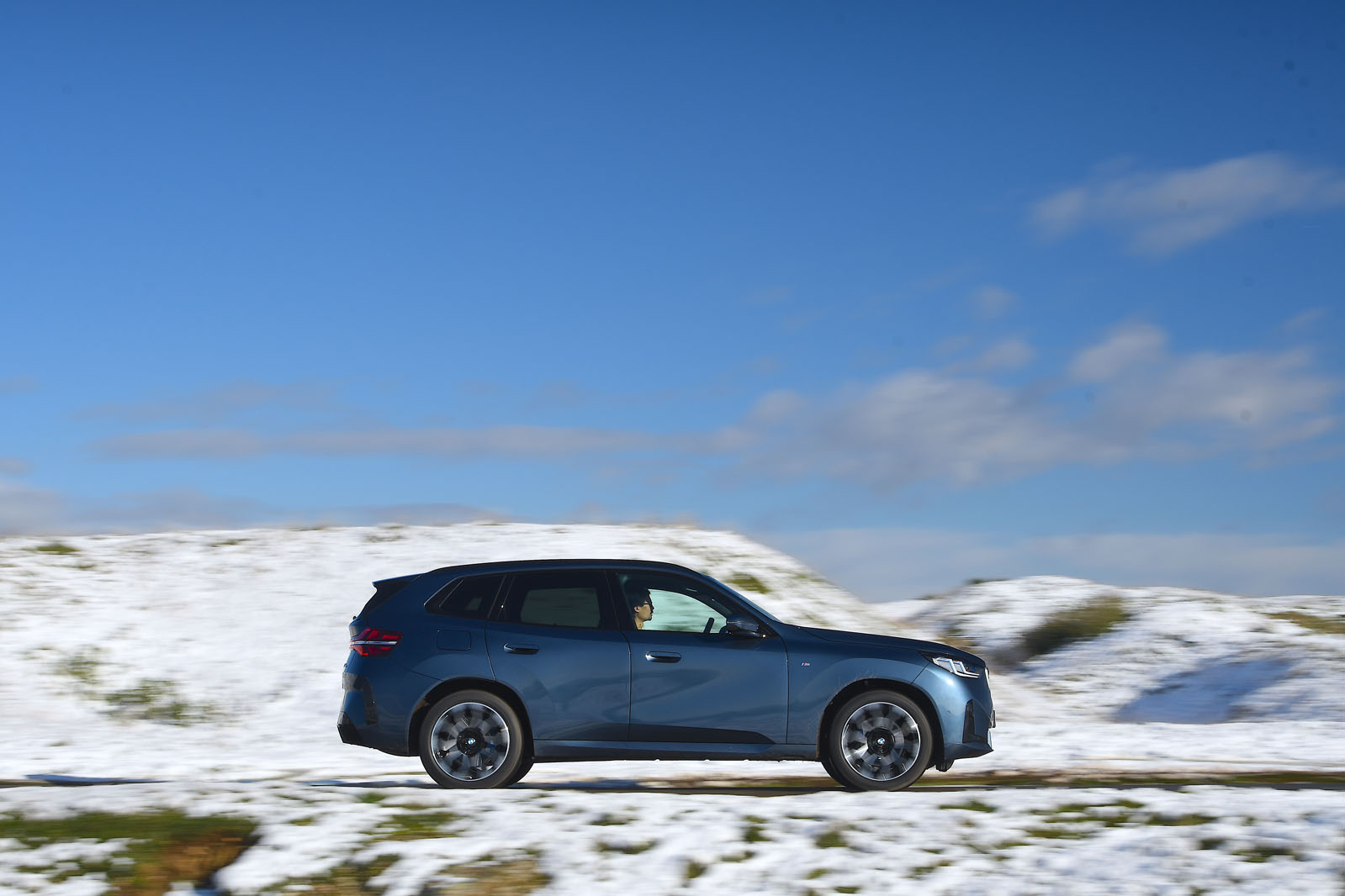 BMW X3 در جاده و پیچ