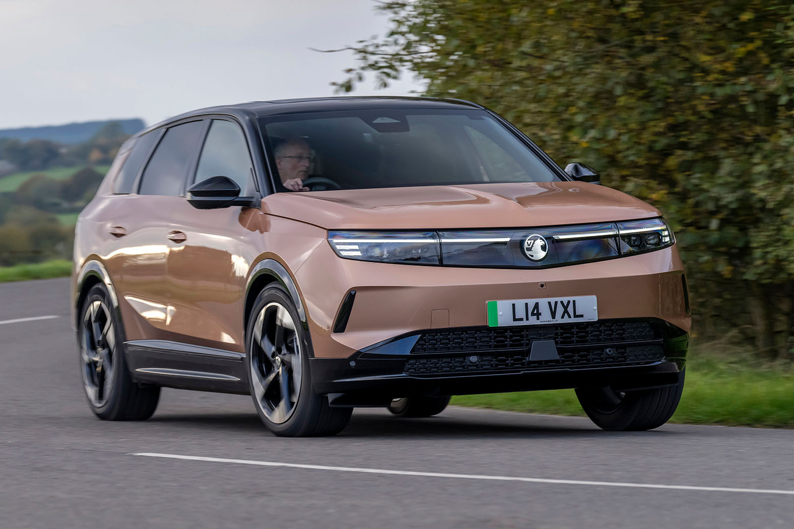 سواری و هندلینگ واکسهال گرندلند الکتریک