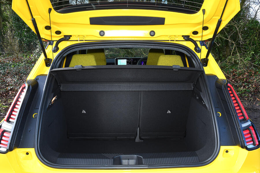 فضای صندوق عقب رنو 5 برقی