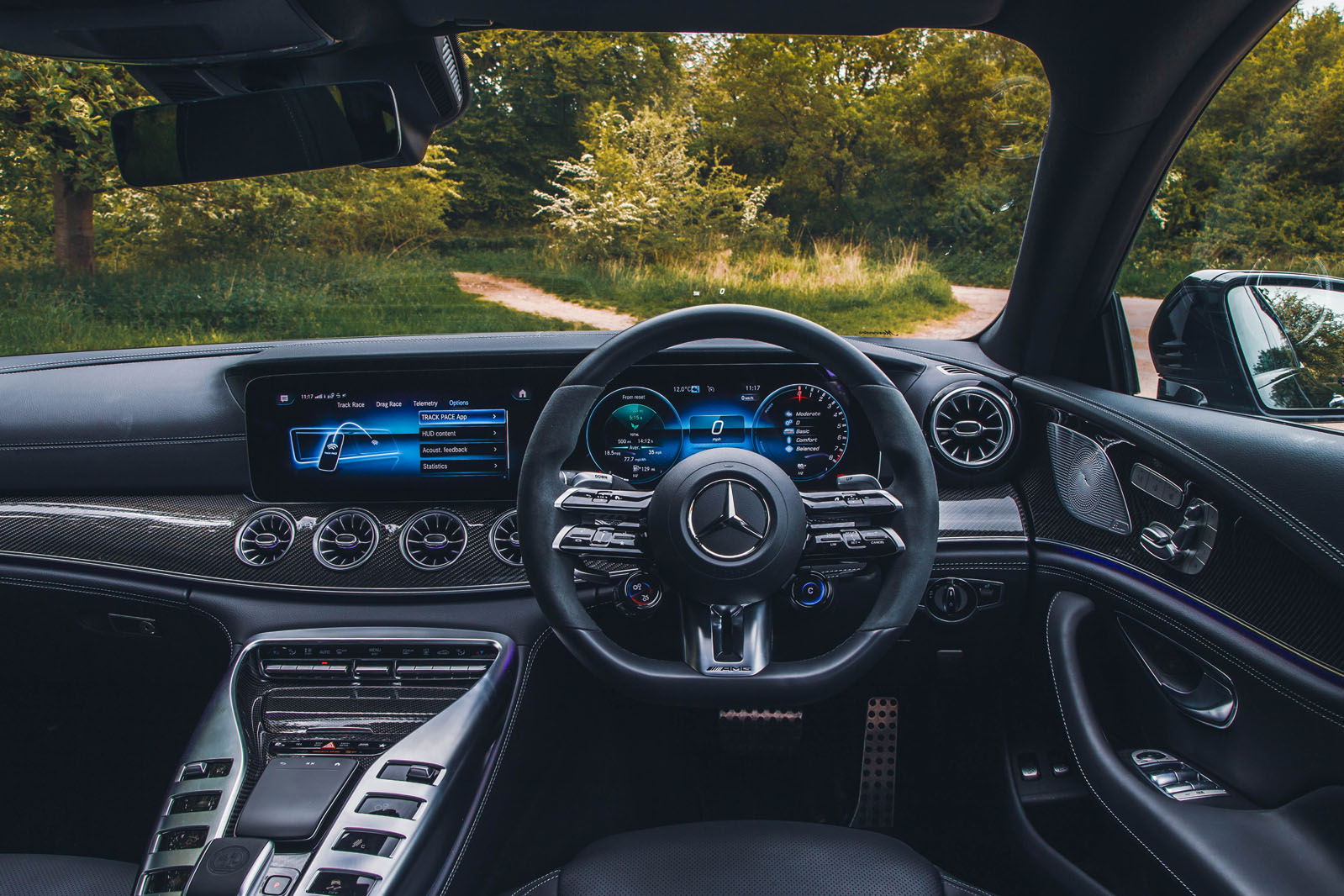 داشبورد لوکس و دیجیتال مرسدس آام‌گ GT 63 S