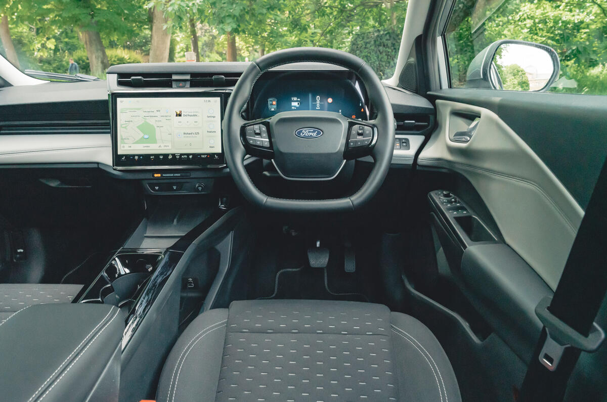 داشبورد فورد پوما جن-ای