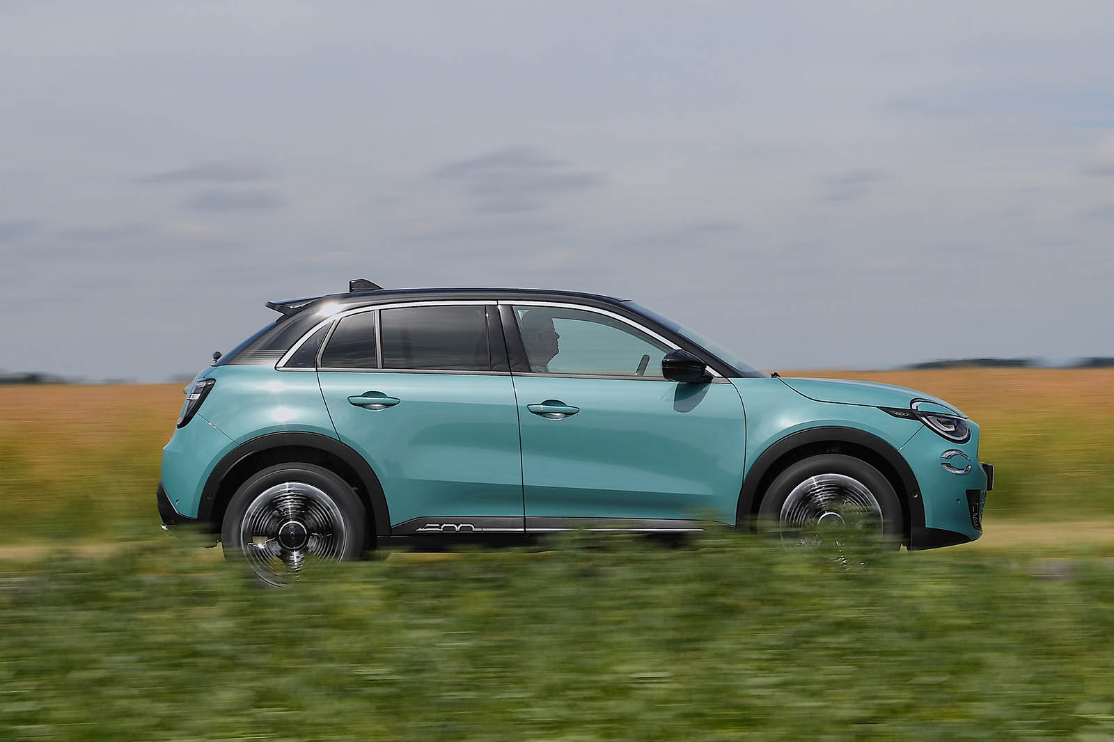 طراحی بیرونی فیات 600