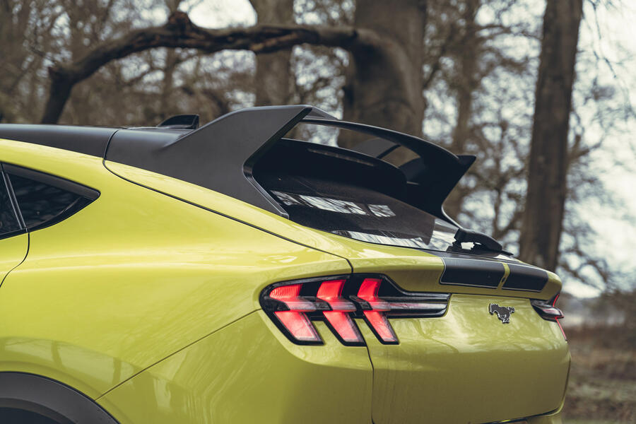 اسپویلر عقب Mach-E Rally