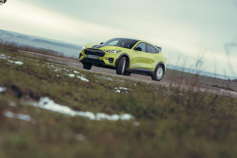 لغزش جانبی Mach-E Rally