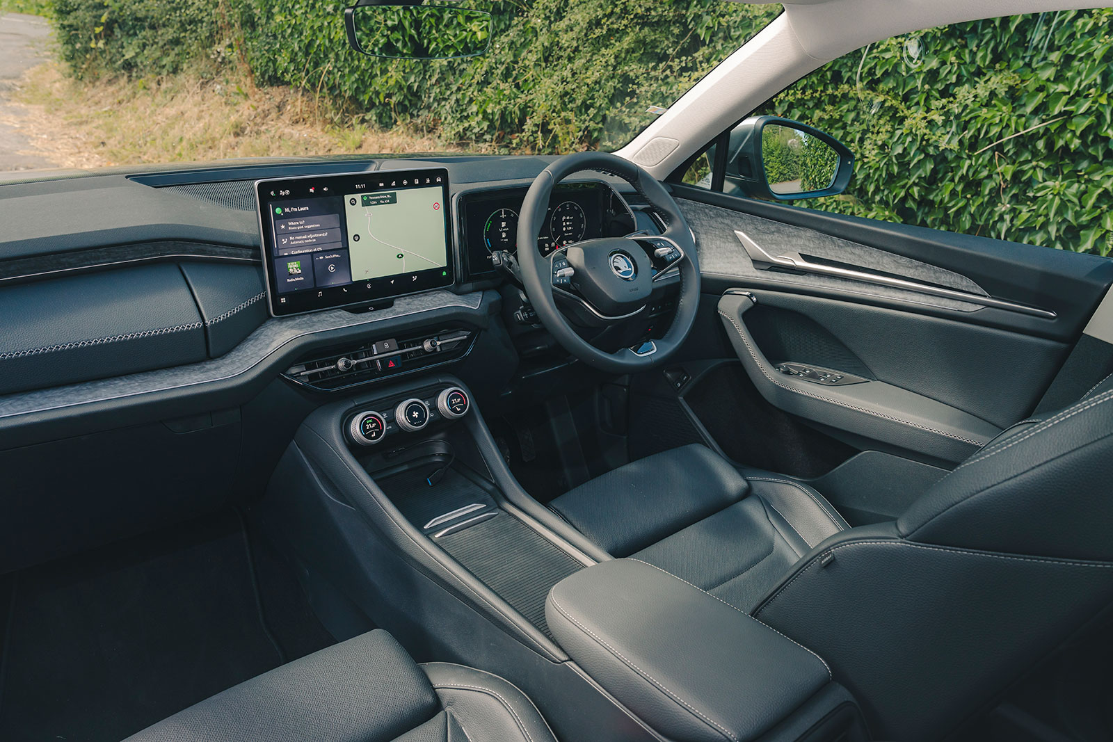 کابین داخلی اشکودا کودیاک