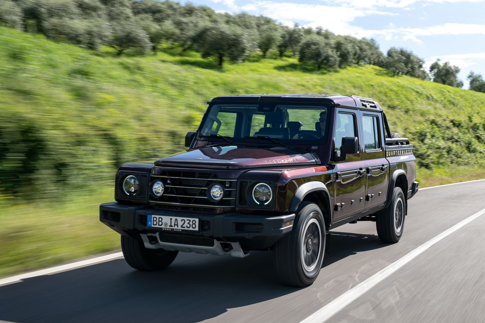 اینئوس کوارترمستر در مسیر