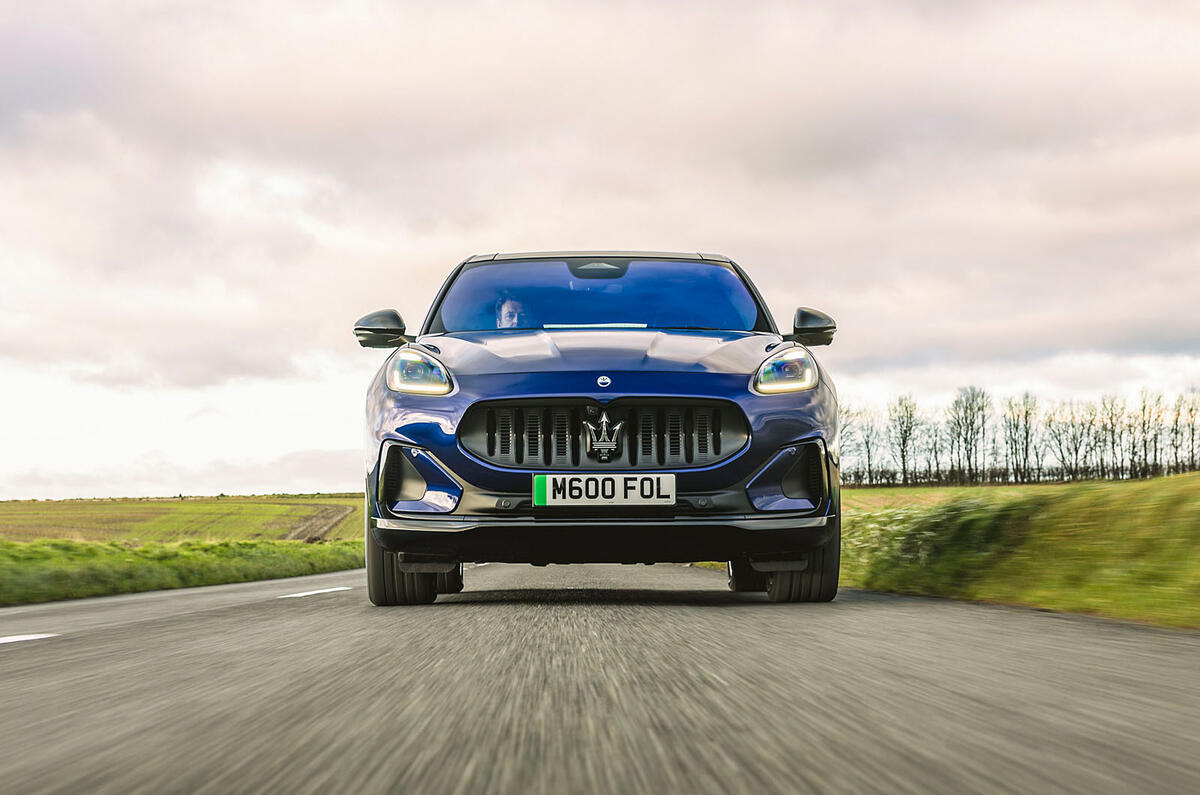 نمای جلوی مازراتی گرکاله فولگوره 2025