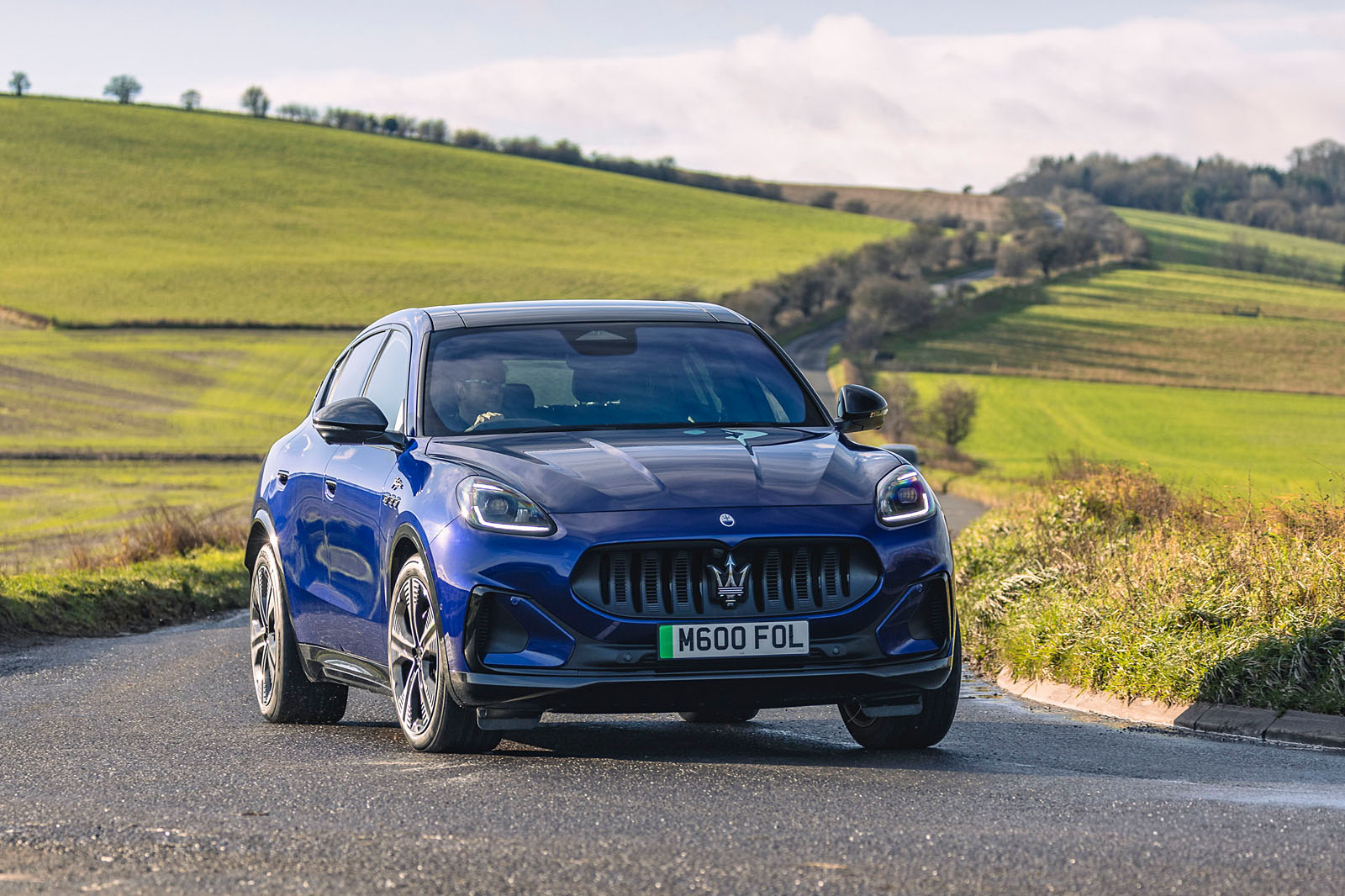 نمای جلوی گوشه مازراتی گرکاله فولگوره 2025