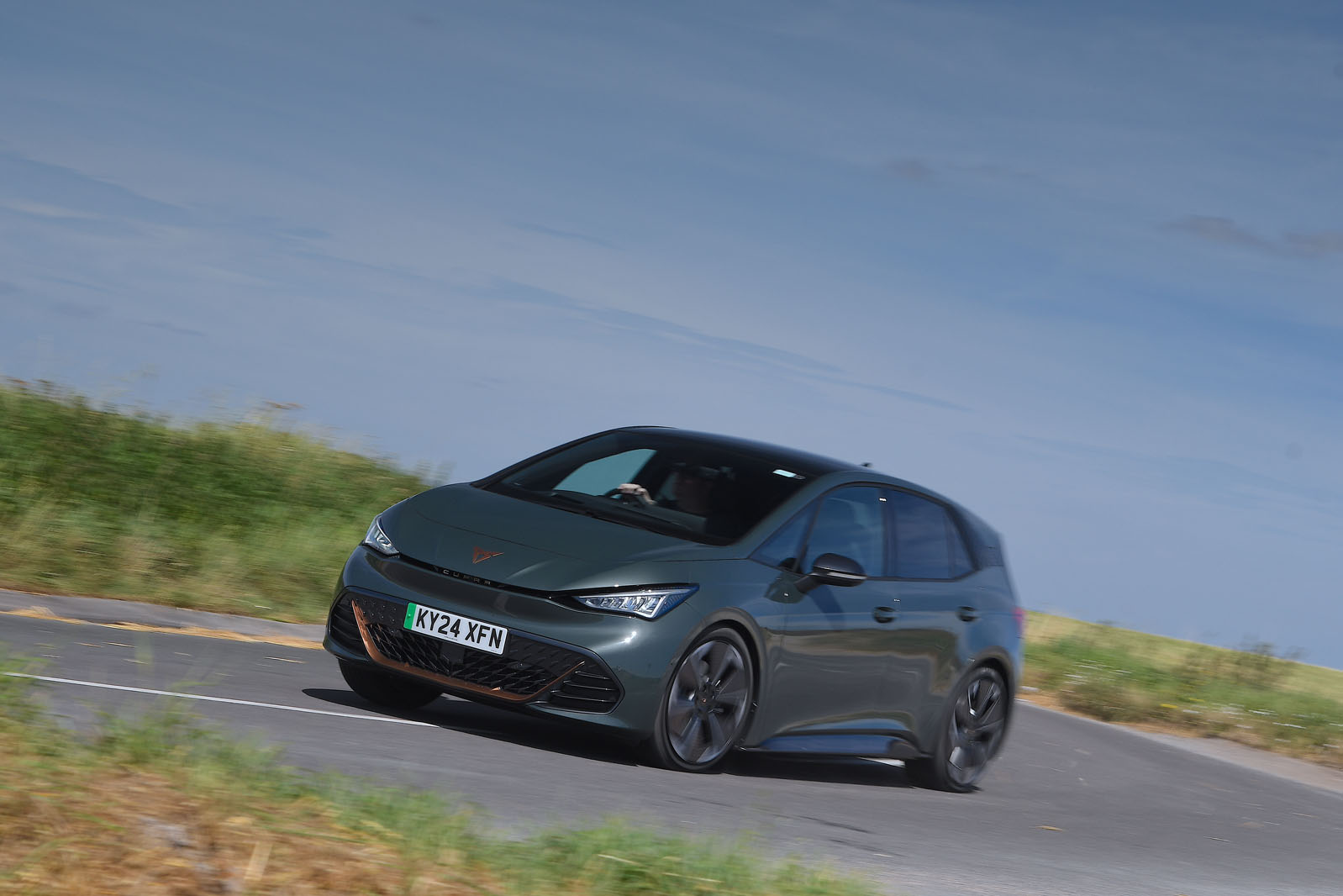 کوپرا بورن VZ نمای جلو