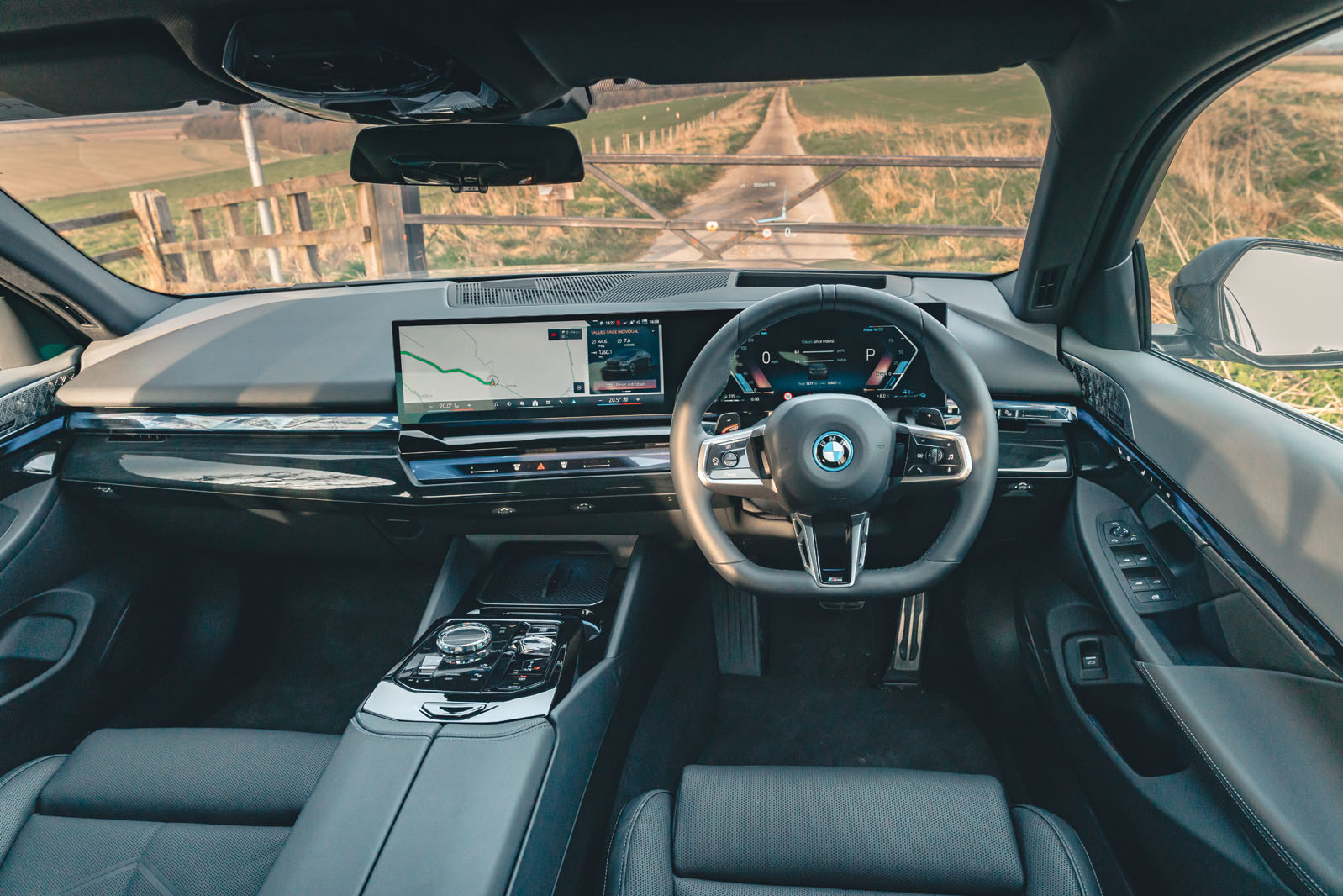 داشبورد ب‌ام‌و 530e