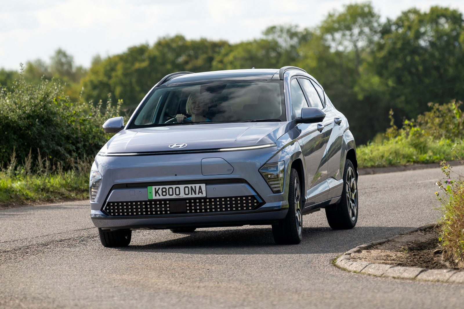 عملکرد و هندلینگ هیوندای کونا در پیچ