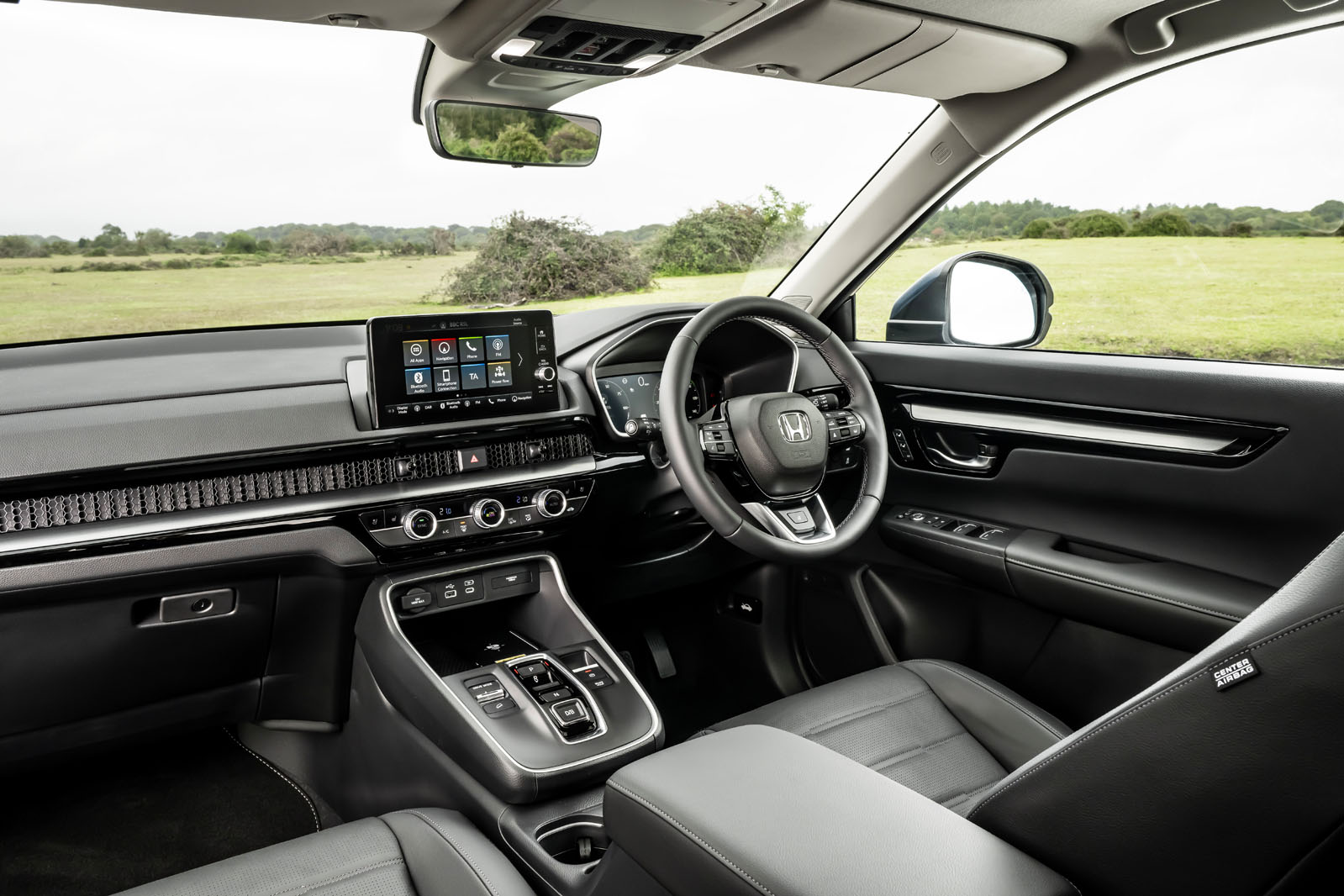 طراحی داخلی و داشبورد هوندا سی آر وی