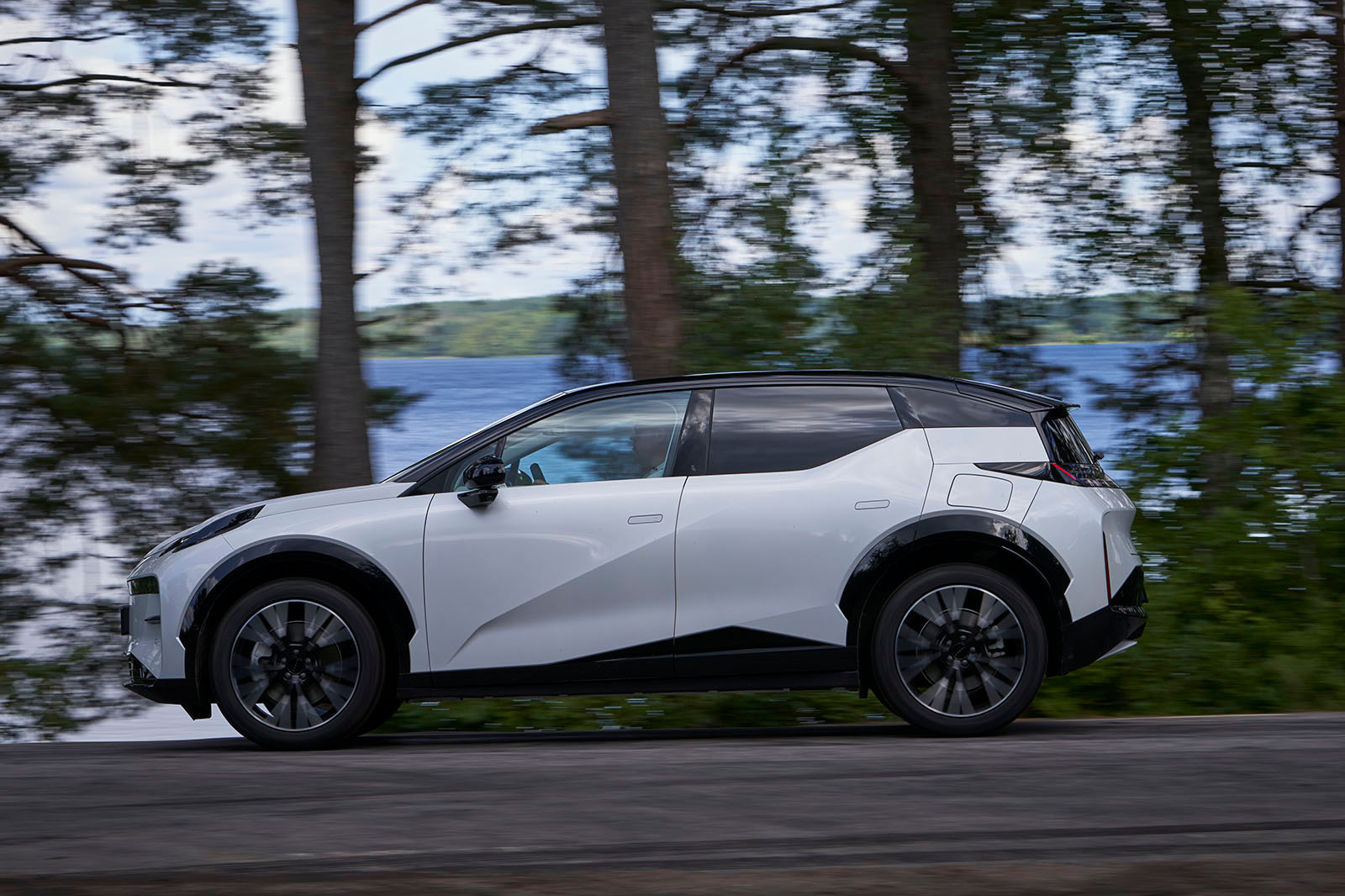 طراحی و استایل زیکر X