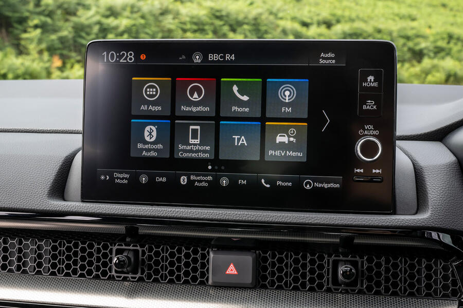 سیستم اینفوتینمنت و نمایشگر لمسی هوندا سی آر وی