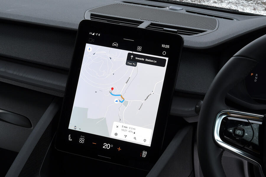 نمایشگر مرکزی و سیستم چندرسانهای نمای سیستم اطلاعات سرگرمی عمودی پولستار