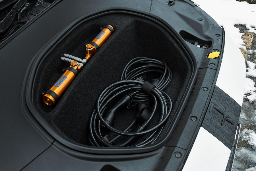 نمای نزدیک از تعلیق اولينز پولستار 2 BST 270 سیستم تعلیق اولينز در پولستار 2 نسخه BST 270