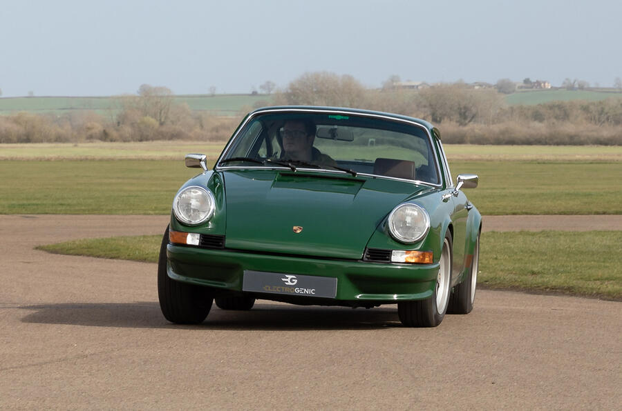 پورشه 911 برقی الکتروژنیک