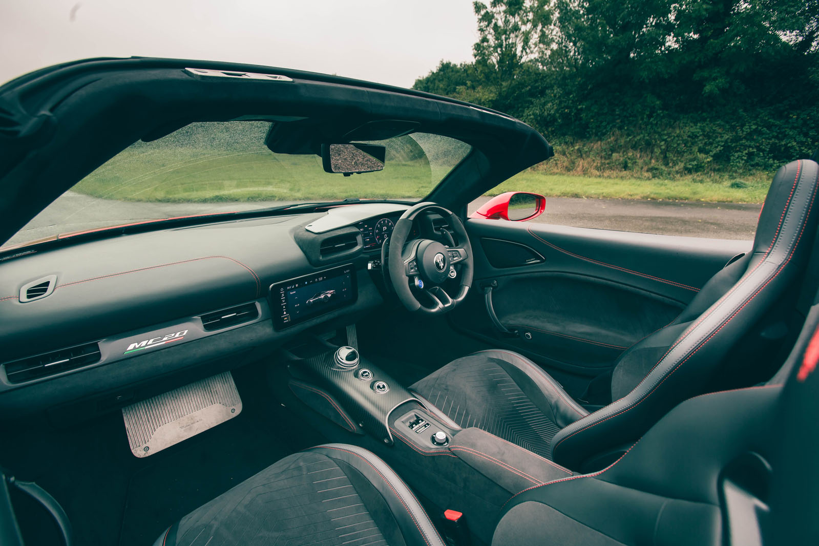 داشبورد مازراتی ام سی 20