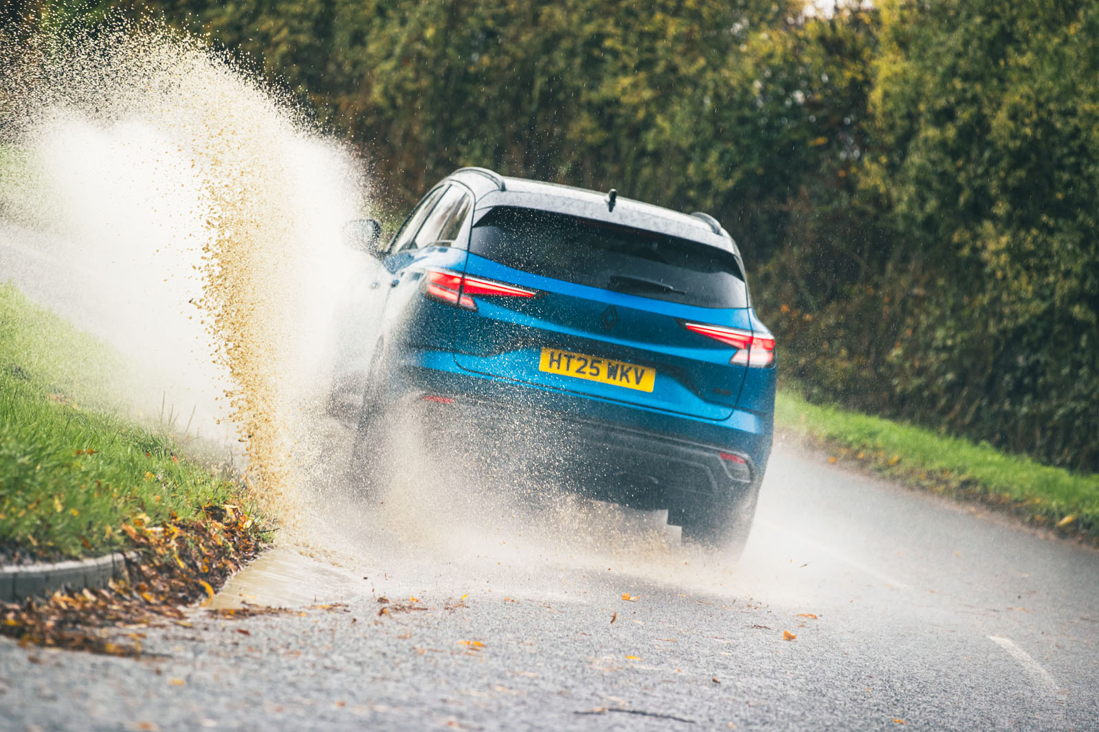 بررسی رنو آسترال 2026 تصویر 052