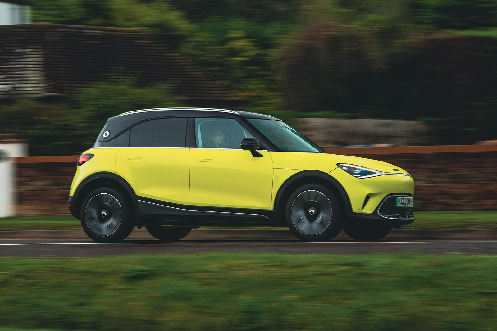 اسمارت 1 در حال حرکت سریع