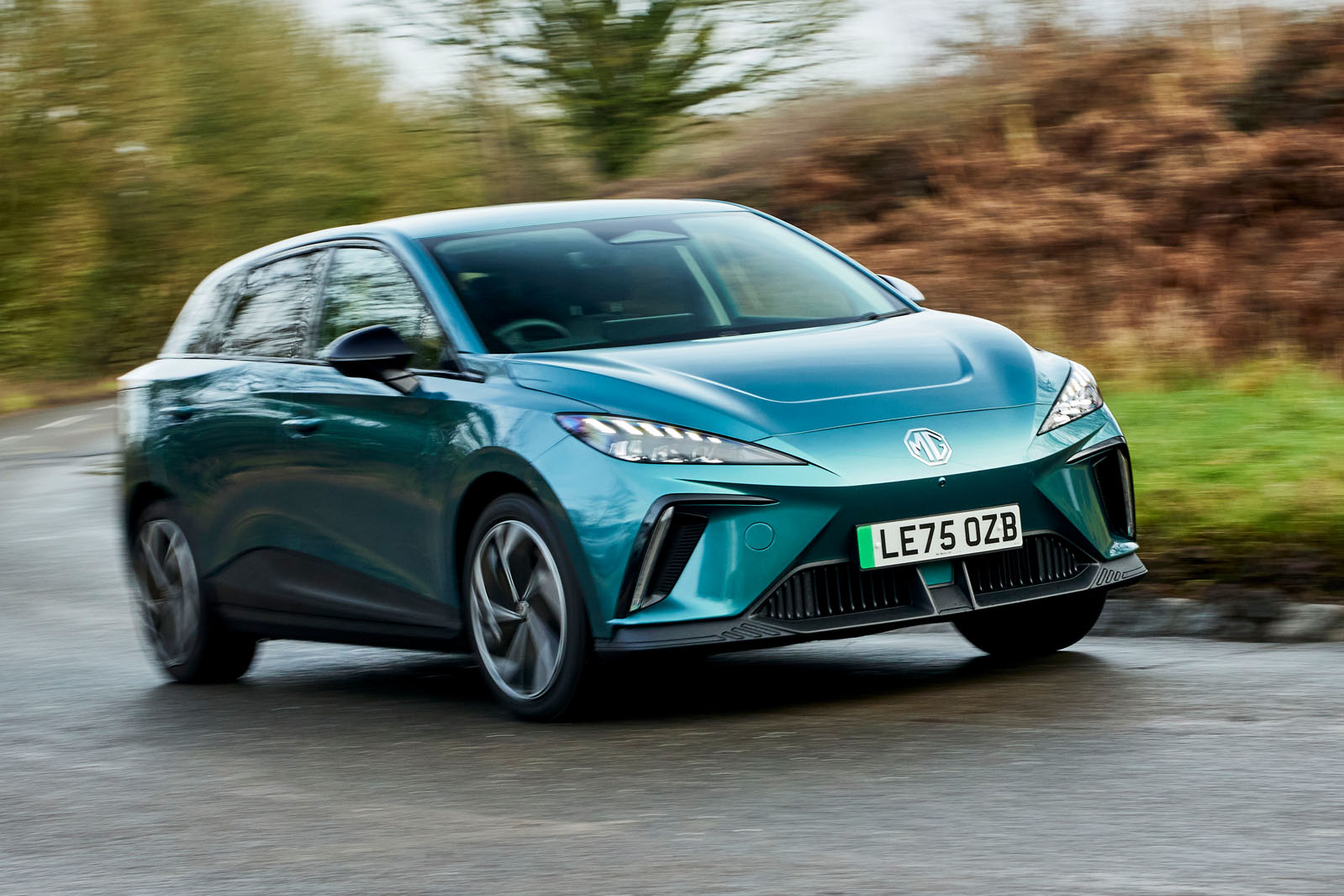 بررسی ام جی 4 تصویر 047