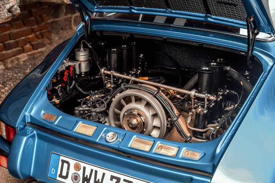 موتور شش سیلندر تخت روف 3.4 RSR