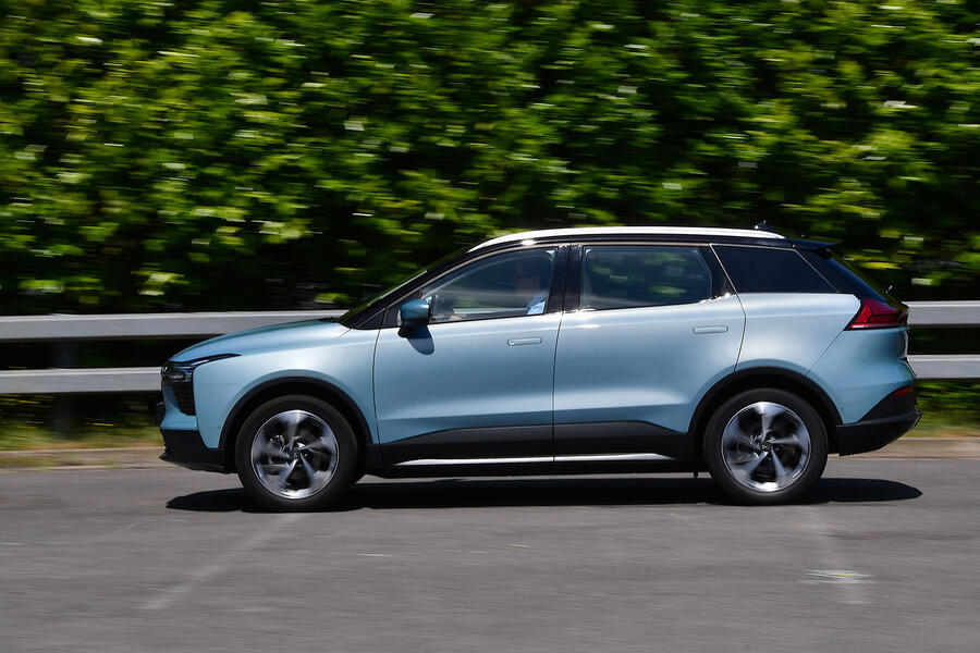 تصویر پنینگ Aiways U5 در حال حرکت