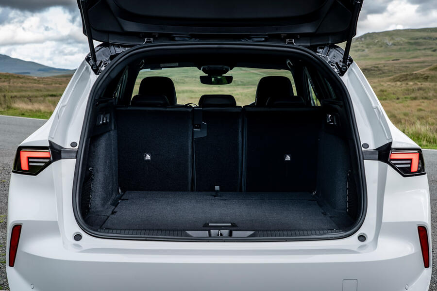 صندوق عقب وکس هال آسترا اسپورتس تورر استیت صندوق عقب وکس هال آسترا اسپورتس تورر استیت